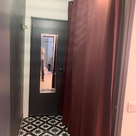 Studio Moliere Монруж Екстериор снимка
