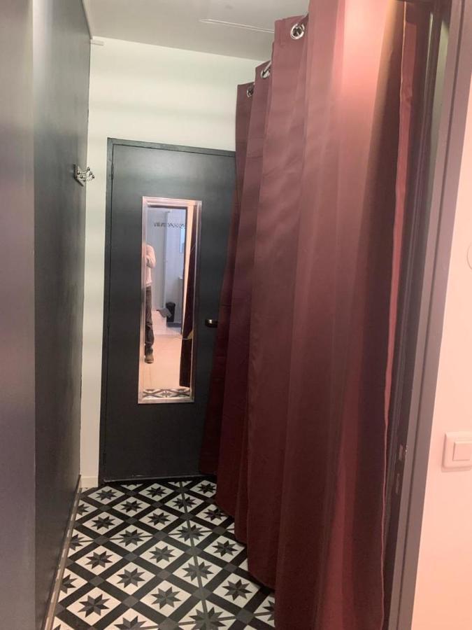 Studio Moliere Монруж Екстериор снимка